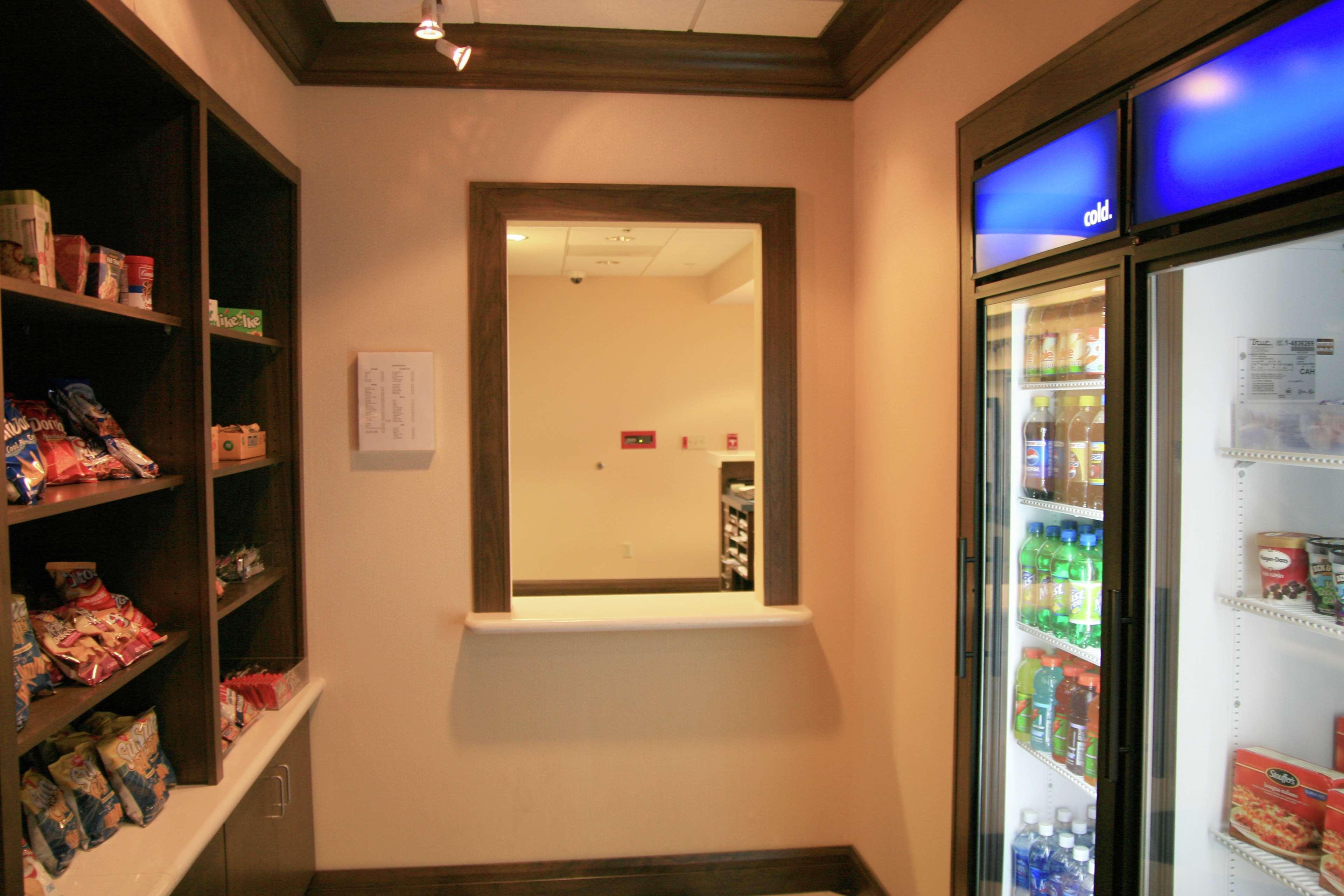 Hampton Inn & Suites Las Vegas-Red Rock/Summerlin Exterior photo