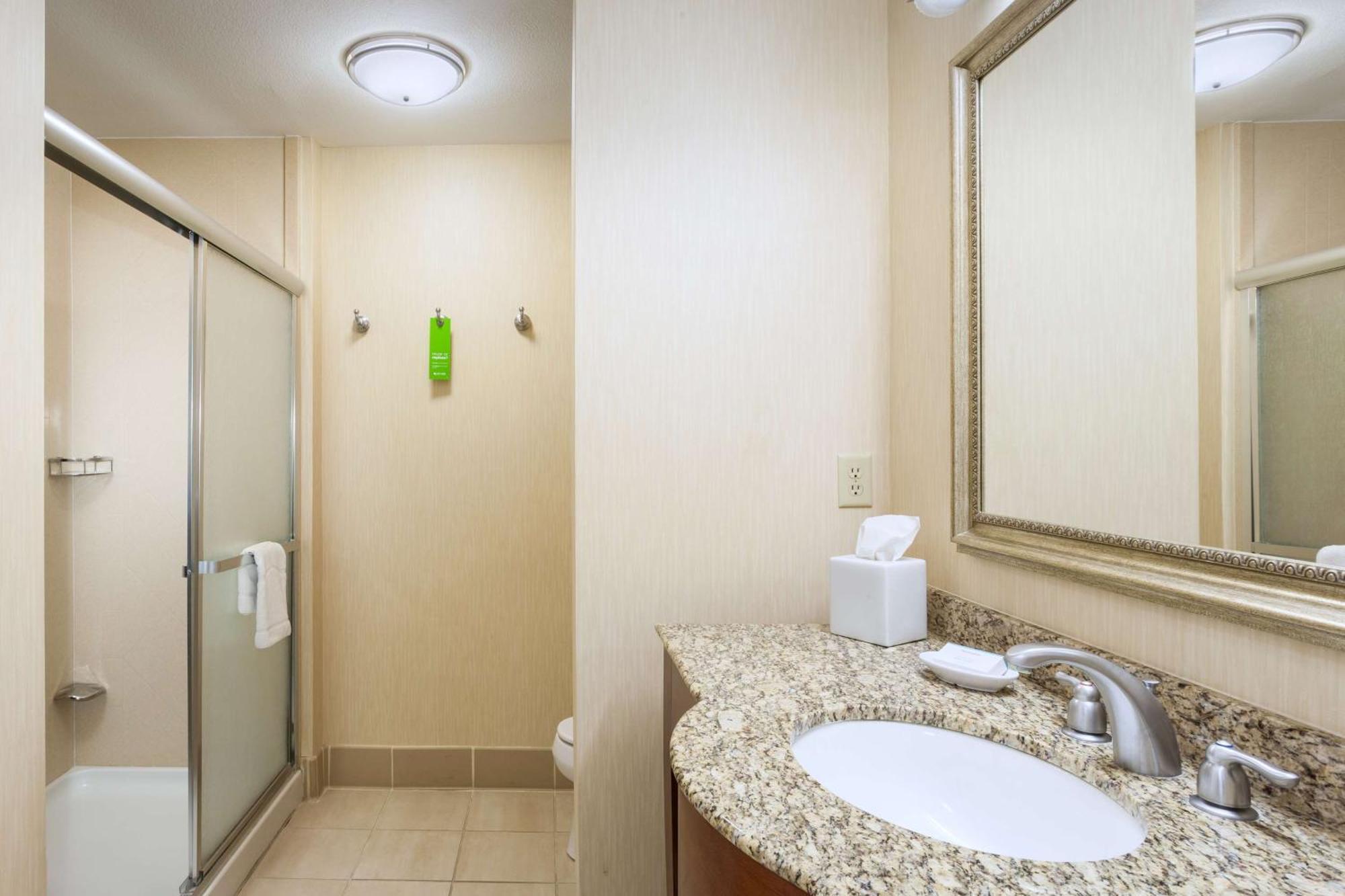 Hampton Inn & Suites Las Vegas-Red Rock/Summerlin Exterior photo