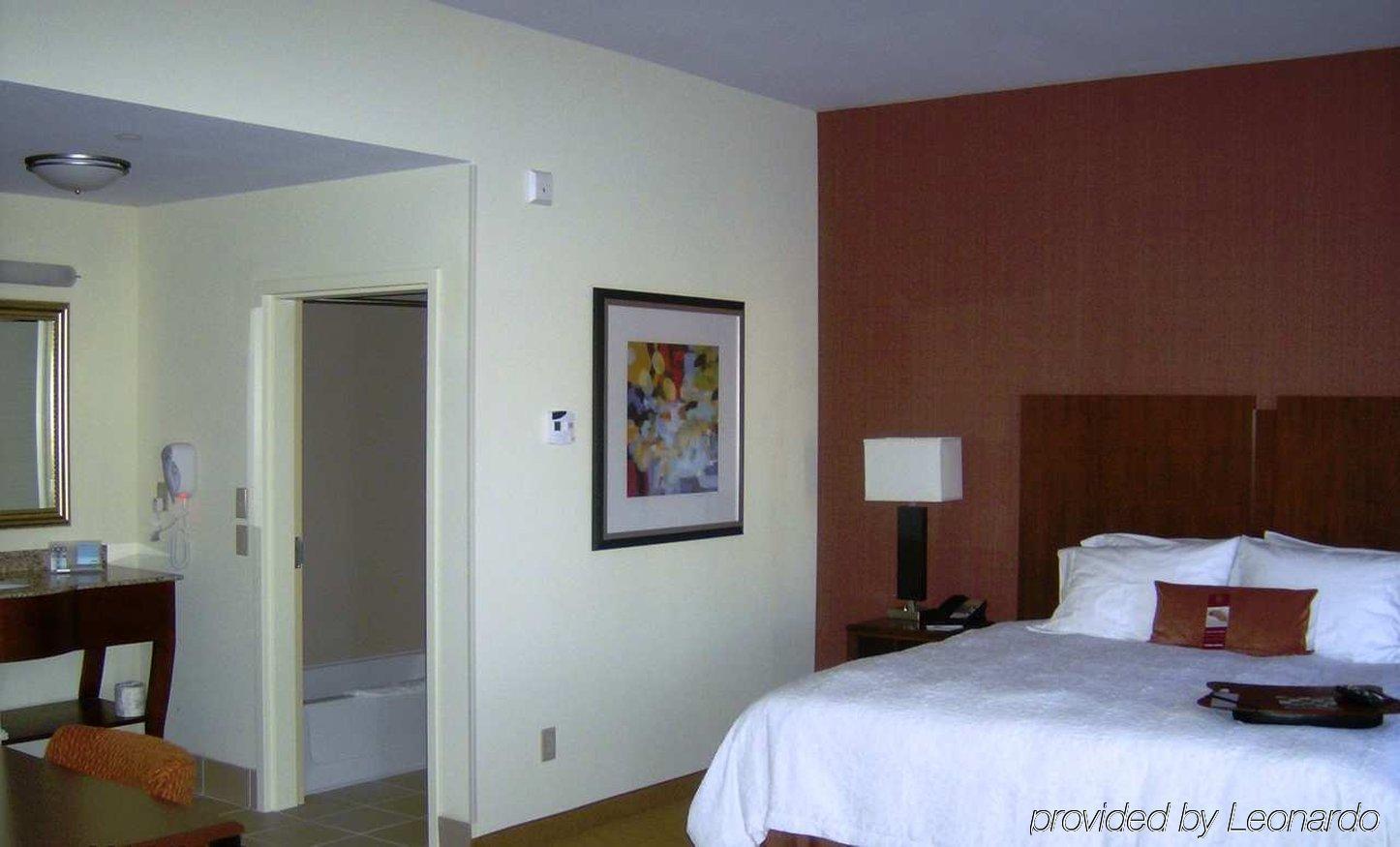 Hampton Inn & Suites Las Vegas-Red Rock/Summerlin Room photo